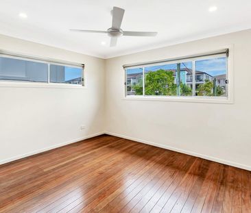 25 Purli Street, 4217, Chevron Island Qld - Photo 4