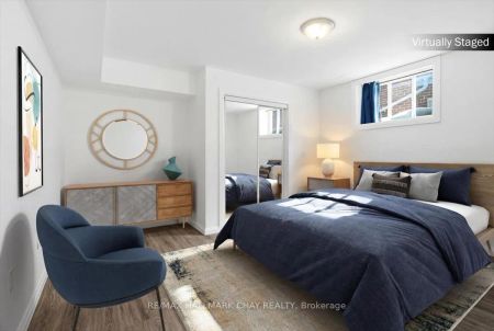 325 Peter Street N #B - Photo 4