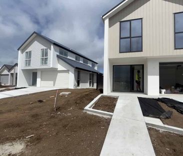 PRIME LOCATION - Photo 3