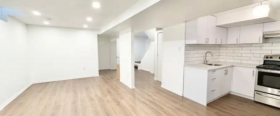 2-104 Rollo Dr, Ajax, Ontario L1S 7C1 | 104 Rollo Drive, Ajax - Photo 1