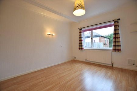 2 bedroom bungalow to rent - Photo 3