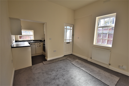 1 bedroom flat to rent - Photo 5
