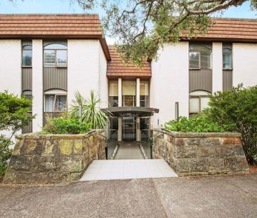 Spacious 3-Bedroom Apartment in Prime Cammeray Location - Photo 6