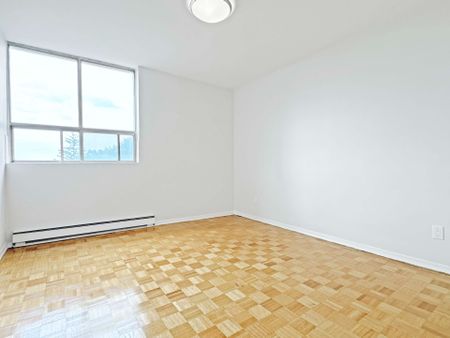 For Lease - 525 Eglinton Avenue Unit# 804, Toronto, Ontario - Photo 5