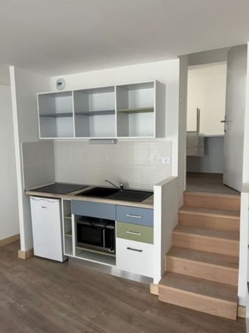 Location Appartement 3 pièces 48m² - Photo 3