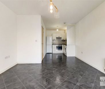 Grantham House, UB5, Northolt - Photo 2