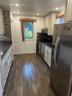 For Lease - 1781 Queensdale Avenue, Blossom Park - Airport and Area, Ontario - Photo 4