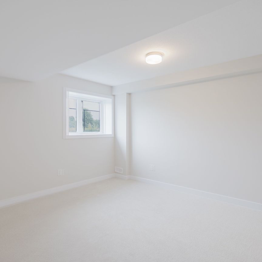 For Lease - 2046 Postilion Street, Stittsville - Munster - Richmond, Ontario - Photo 1