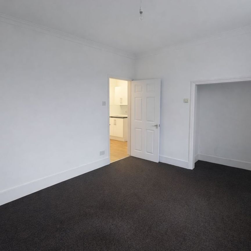 1 Bed Flat, Temple St, E2 - Photo 1