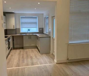 Ivydale Road, Mossley Hill, Liverpool, Merseyside, L18 - Photo 4