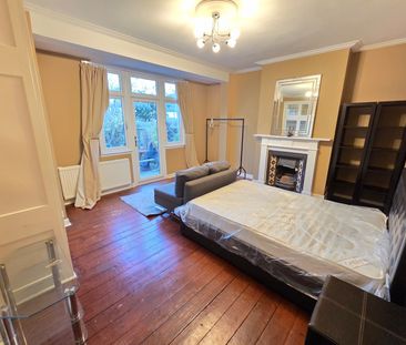 Room in a Shared House, Herne Hill, SE24 - Photo 1