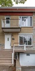 1 room apartment of 70m² in Montreal - Photo 2