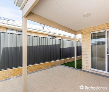 2/16 Vickers Road, Baldivis WA 6171 - Photo 2