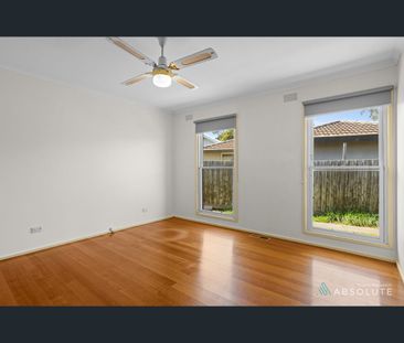 7 Ikara St, Mornington, Vic 3931 - Photo 1