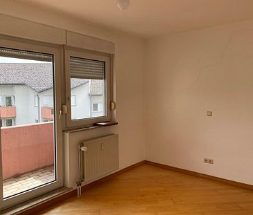 Mit Balkon: Gemütliche 1 Zimmer-Wohnung Nähe UKGM, Wingertshecke 13, Gießen - Photo 2