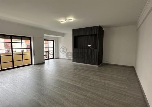 Apartamento T3 em Lisboa