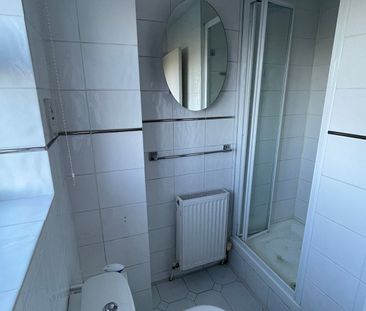 Room 1 - Woodside Avenue, London, N12 - Photo 6