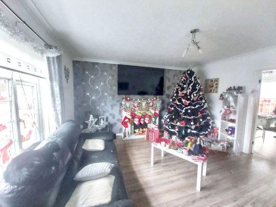 Chester Grove, Newsham, Blyth, Northumberland, NE24 5SJ - Photo 1