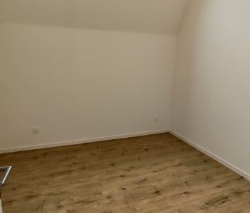 Location Appartement 4 pièces 92m² ROUBAIX 59100 - Photo 6