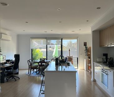 Springvale - Photo 3