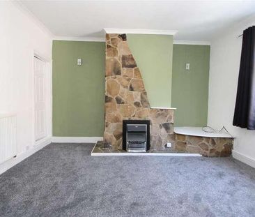 Queen Street, Bradford, Bradford, BD6 - Photo 1