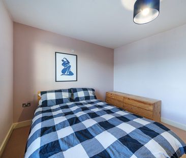 Warner Road, London, SE5 - Photo 6