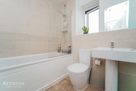 Innings Drive, Salford - Photo 5