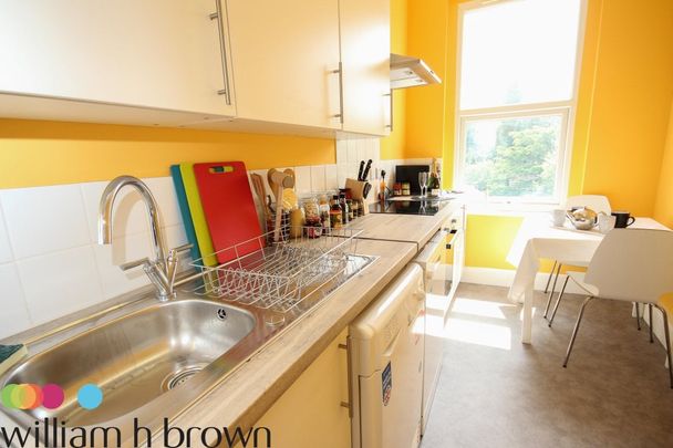 Yarmouth Road - Photo 1