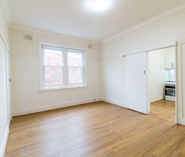 Newly Renovated Studio Apartment in Prime Lane Cove Location - Photo 3