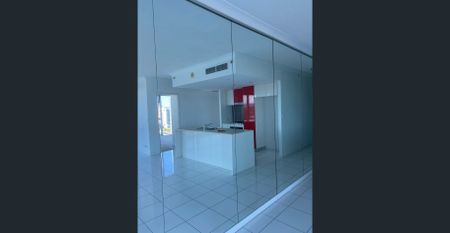 Mantra Residences @ Southport Central - 10th Floor Southport CBD - Photo 2