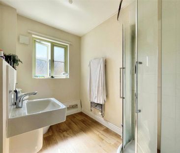 3 bedroom end of terrace house to rent - Photo 5