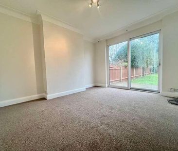 Beaulieu Drive, Pinner, HA5 - Photo 2
