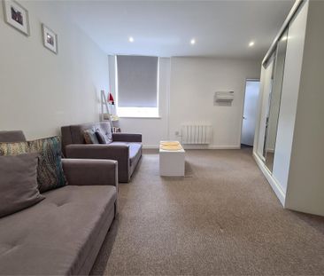 12 Pavilion Chambers, St. Neots - Photo 3