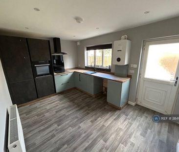 3 bedroom terraced house to rent - Photo 5