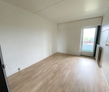 Hyggelig 2-værelses lejlighed på med stor altan - Foto 3