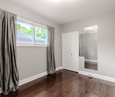 For Lease - 12 Murellen Crescent, Toronto, Ontario - Photo 3