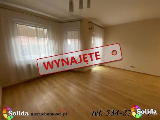 Dom - segment szeregowy środkowy z ogródkiem Jelenia Góra Zabobrze - Photo 1