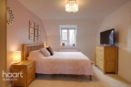 4 bedroom detached house to rent - Photo 4