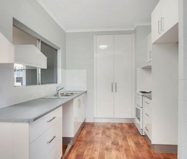 8 Goldwyn Close, White Rock QLD 4868 - House For Rent | Domain - Photo 2