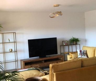 Luxury penthouse for rent in San Pedro de Alcántara, Spain - Photo 3