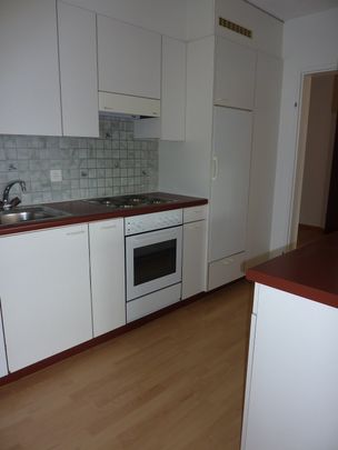 "Helle Wohnung mit tollem Balkon" - Photo 1