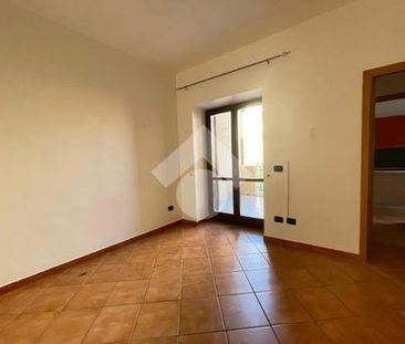 Monolocale in affitto - Photo 2