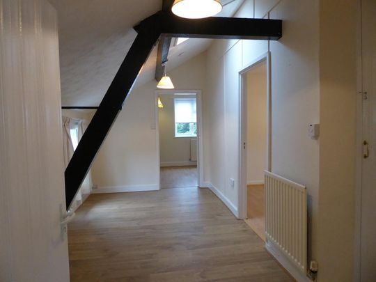 2 bedroom maisonette to rent - Photo 1