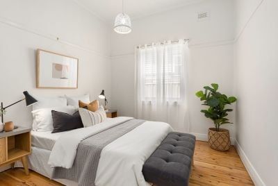 Delightful Three-Bedroom Cottage - Photo 1