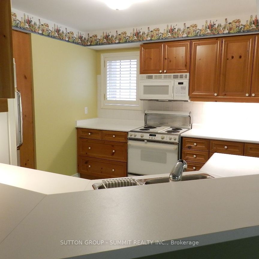 For Lease - 5490 GLEN ERIN Drive Unit# 16, Mississauga, Ontario - Photo 1