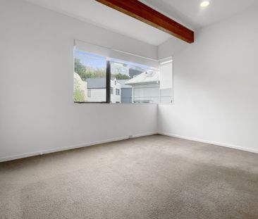 Sunny 3 bedroom 2 Bathroom - Walking to Parnell Primary School - Photo 4