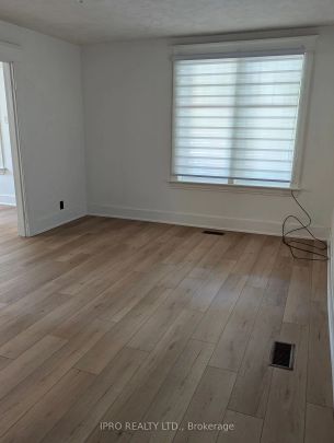 Detached Home For Lease | W9256844 - Photo 1