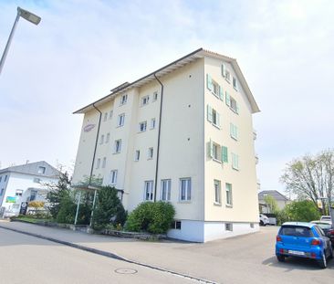 Proche de la gare, beau 2.5 pces avec balcon - Photo 5