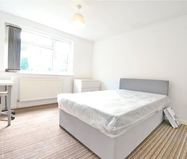 5 bedroom terraced house to rent - Photo 3