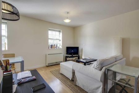 2 bedroom apartment to rent - Photo 2